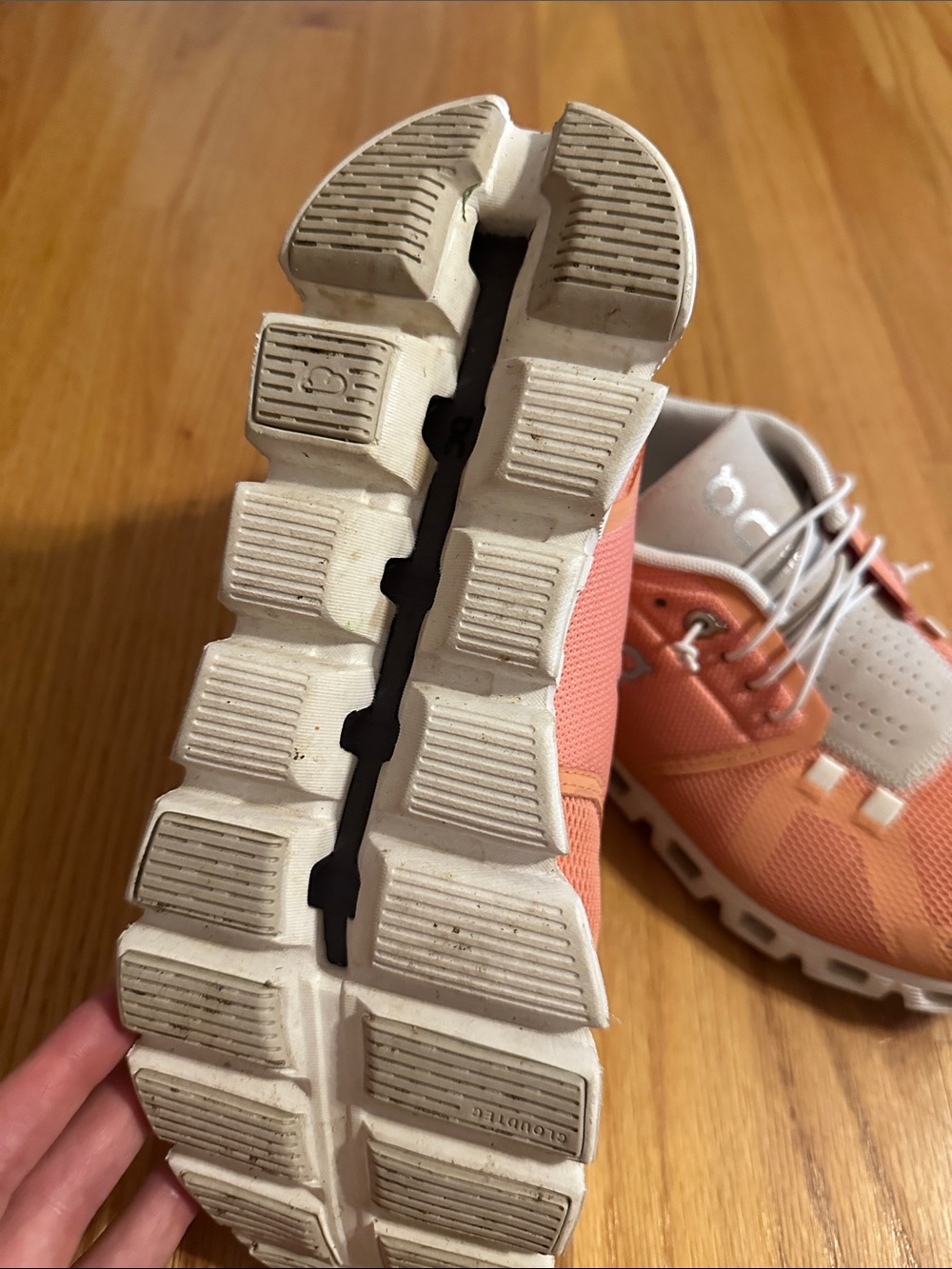 On Running Women's Coral Peach Athletic Sneakers with Beige Accents - Picture 5 of 6